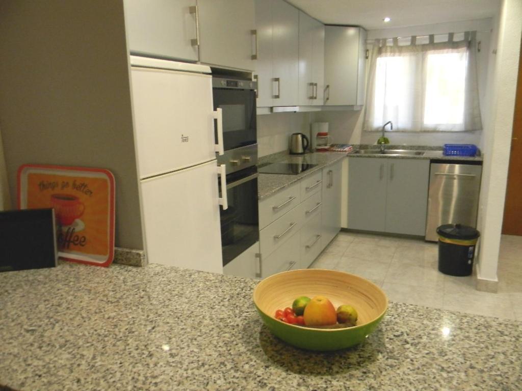 Bonito Apartamento Con Inmensa Terraza Y Piscina Алтеа Екстериор снимка